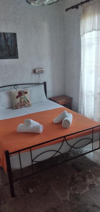 Raymondos Apartments Ласси Экстерьер фото
